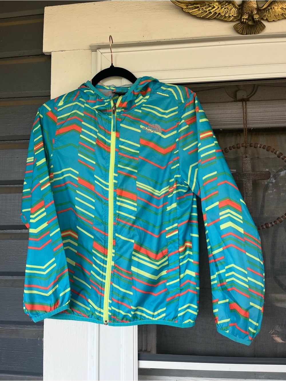 THE NORTH FACE GIRLS COAT  FUN PATTERN HOODED WIND JACKET  GIRLS  L  14  16